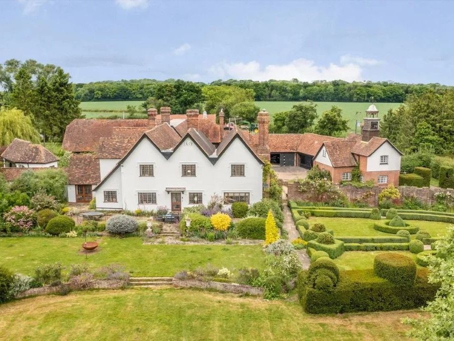 Shore Hall Manor House & Cottages