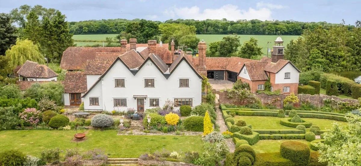 Shore Hall Manor House & Cottages